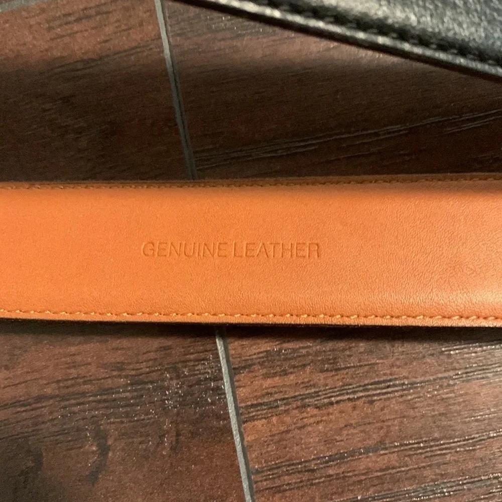 Genuine Leather G.Beene Belt-Casual Dress with Single Prong Buckle, Sz. 42/105.
